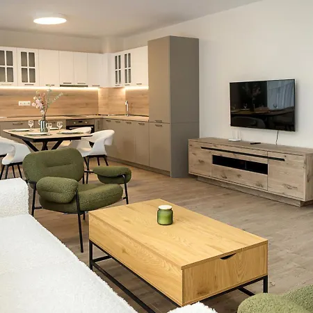 Casa Novara - Relax & Enjoy In By Flat Mаnаger アパート ヴァルナ