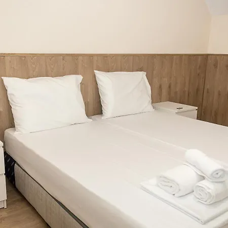 Casa Novara - Relax & Enjoy In By Flat Mаnаger Apartament